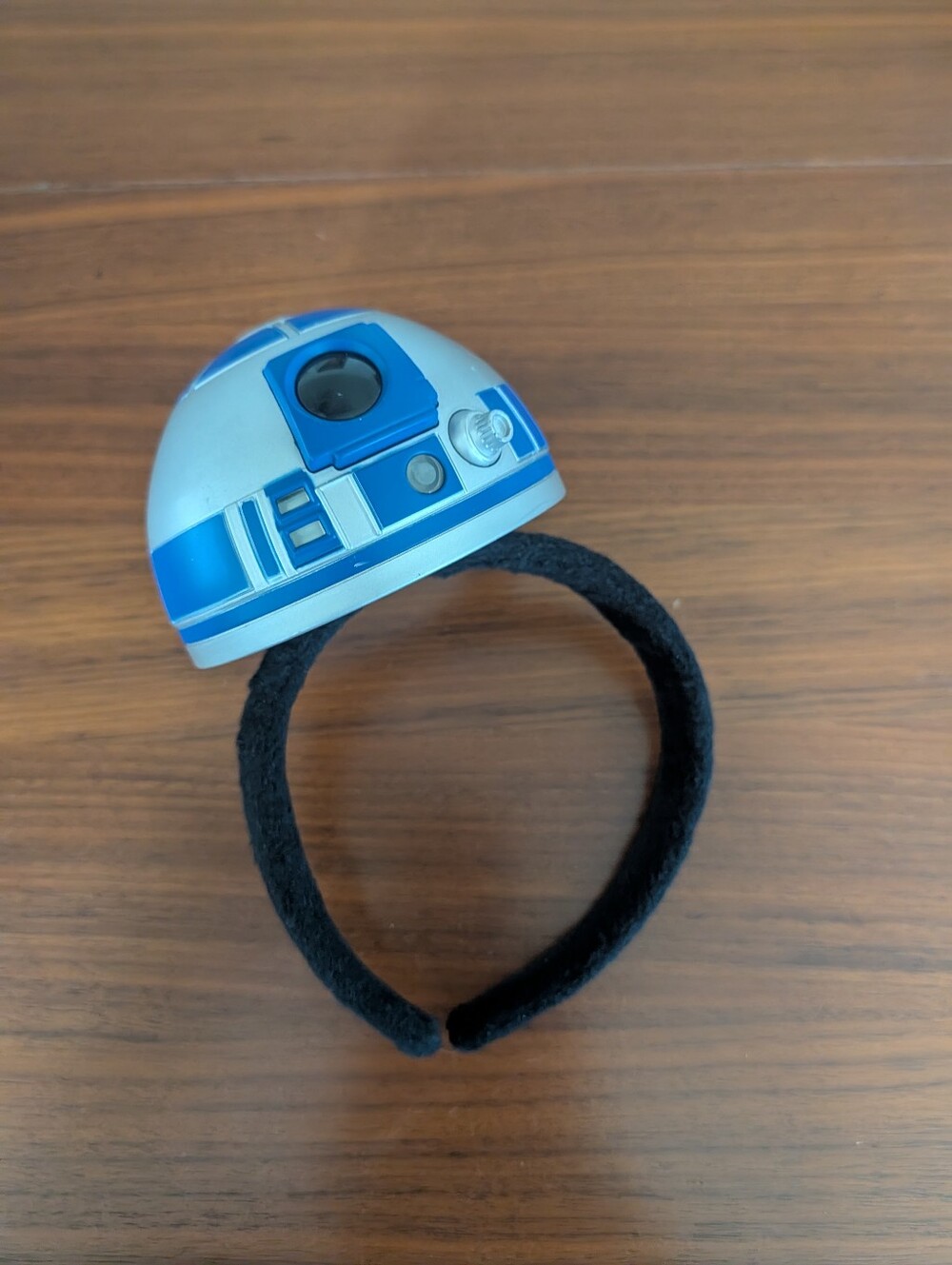 Disney Star Wars Galaxy's Edge R2-D2 Droid Depot Lights Ears Headband Pre Owned